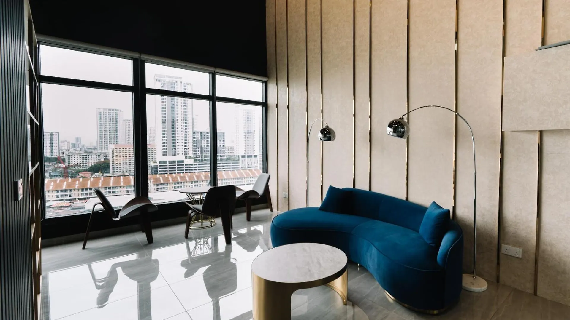 Urban Suites Infinity Pool 3Br 2Carparks 8Pax Jelutong 0*,