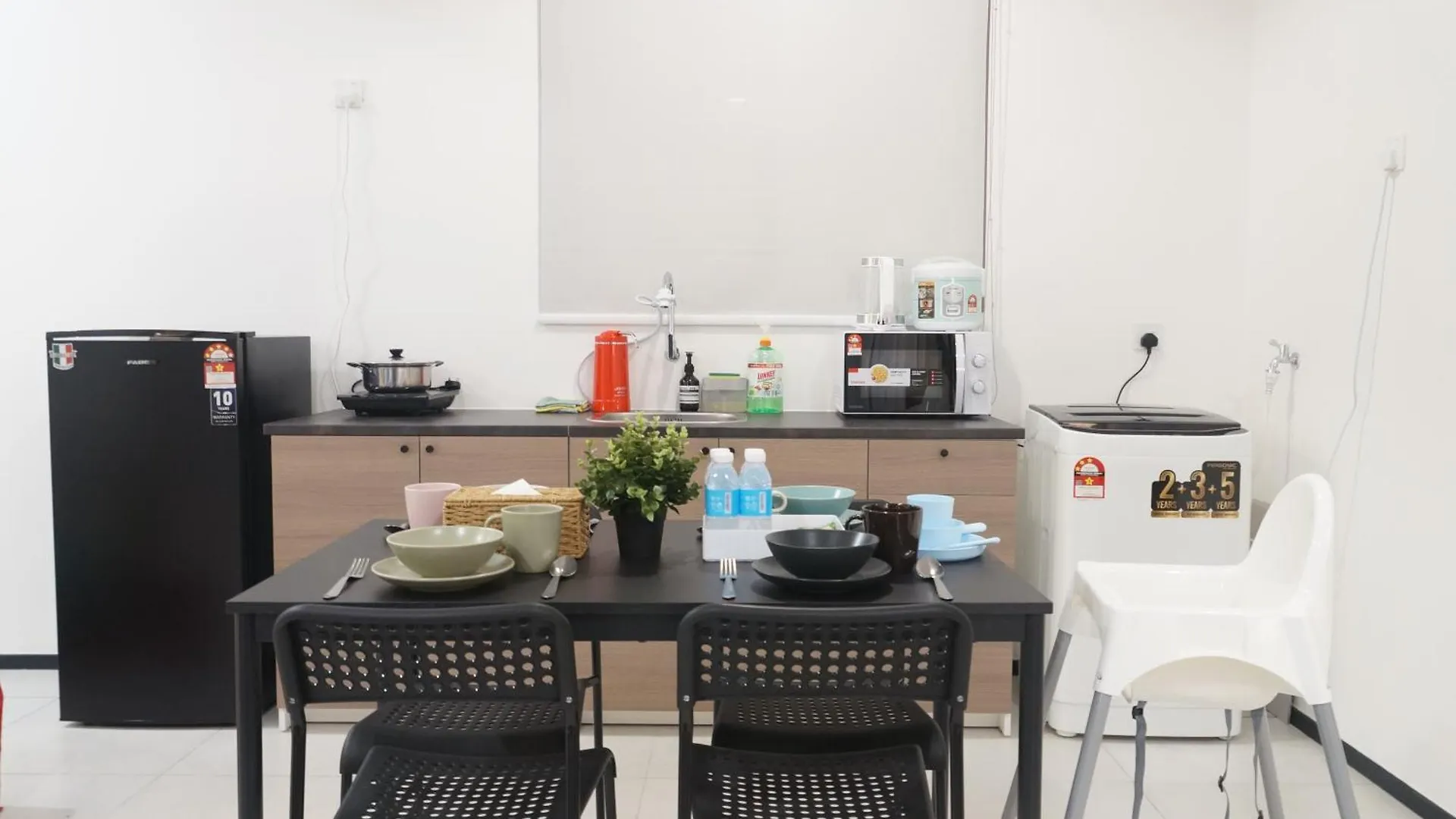Urban Suites Infinity Pool 3Br 2Carparks 8Pax Jelutong Malaysia